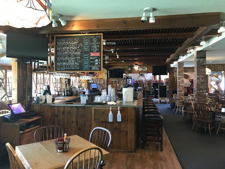 Snowshoe Brewing Co Restaurant microbrewery & familyfriendly dining
